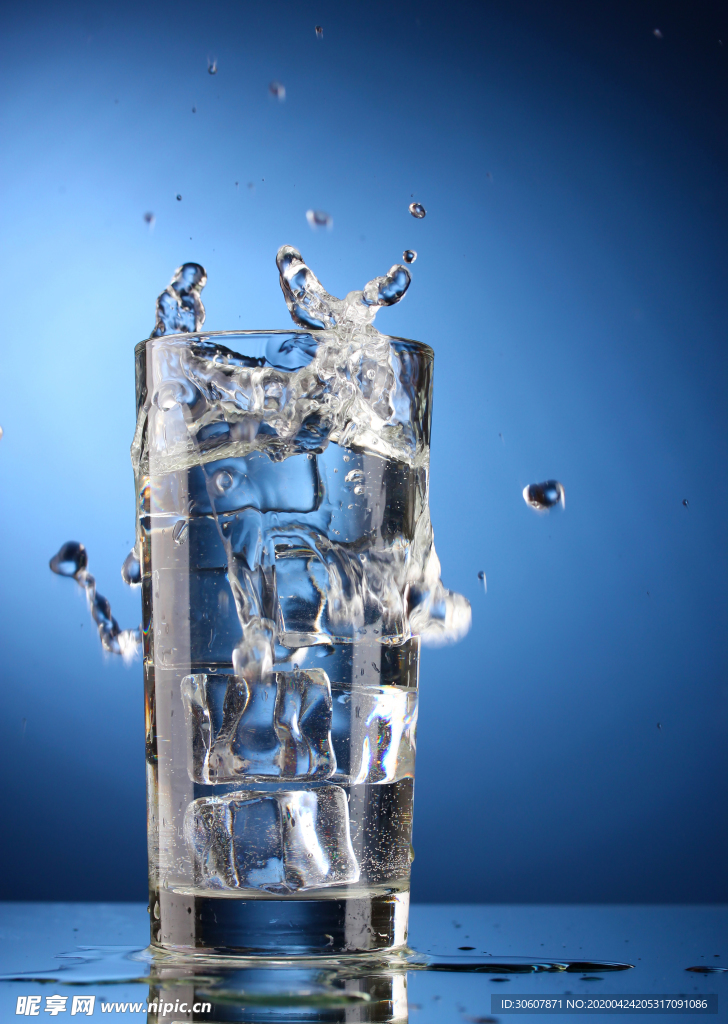 水