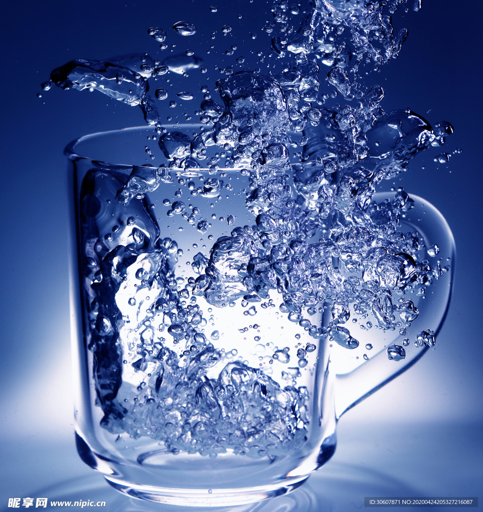水
