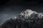 巍峨雪山