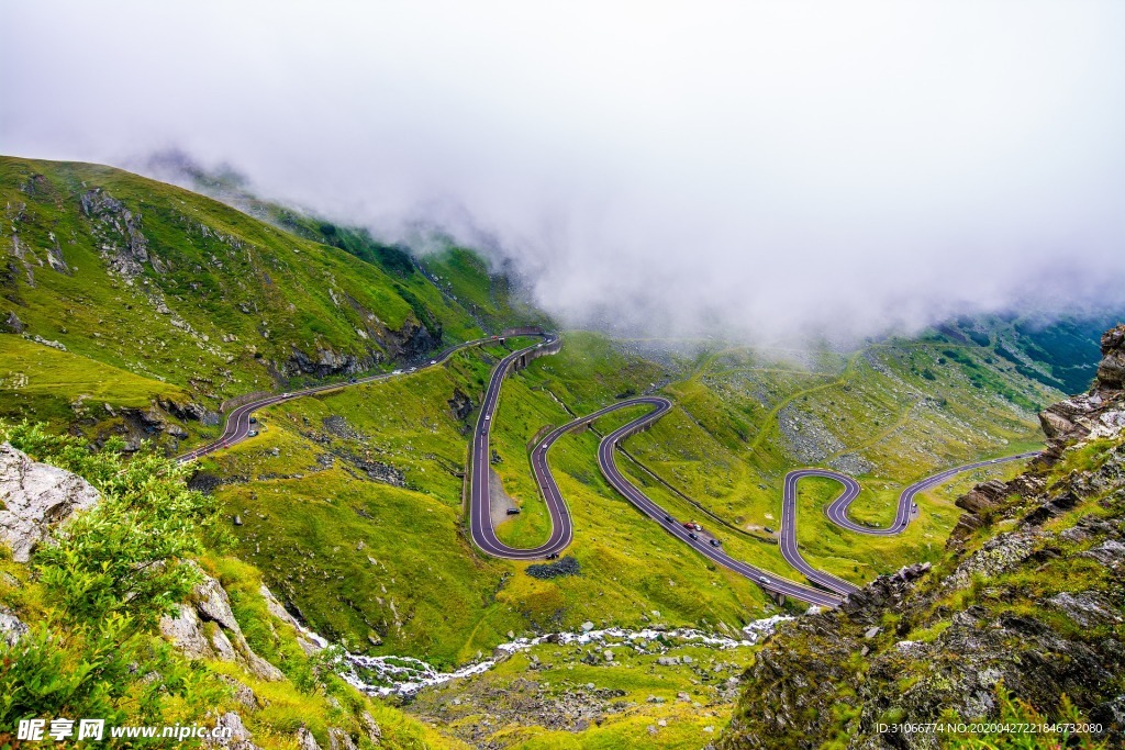 山路风景