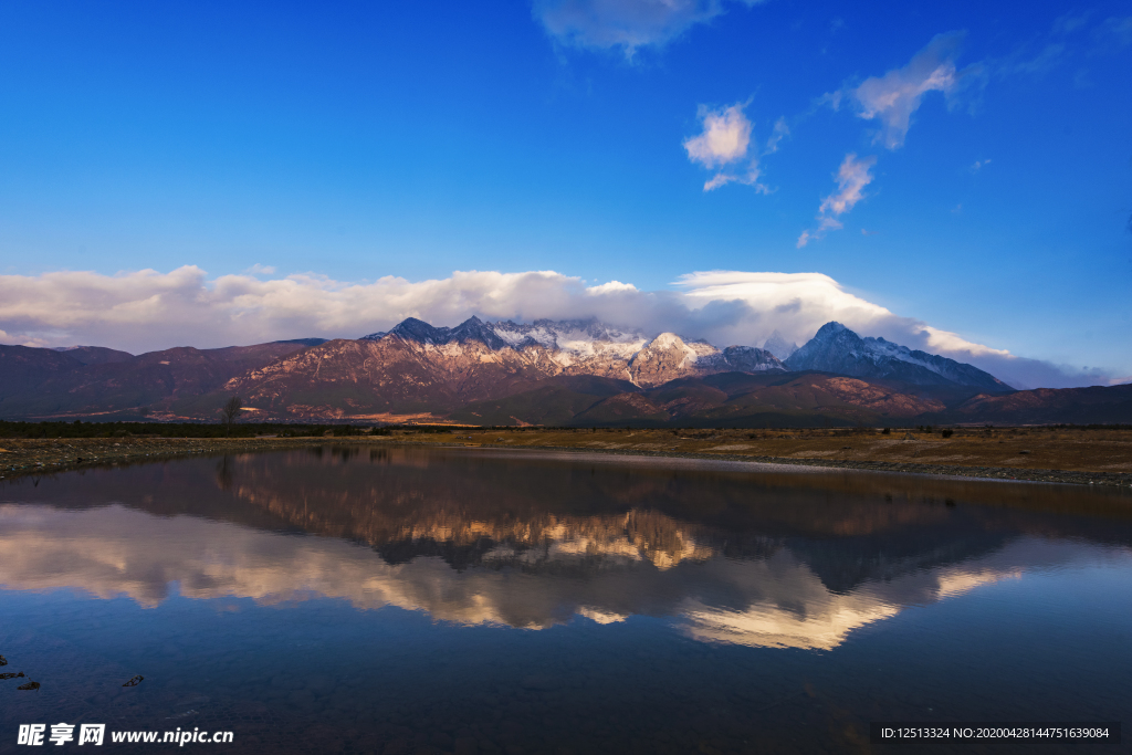 雪山