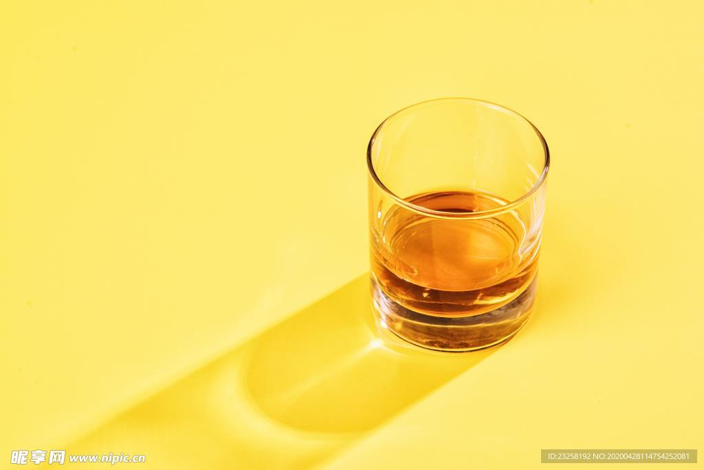 鸡尾酒
