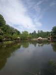蓝天白云湖水