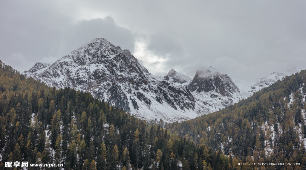 雪山