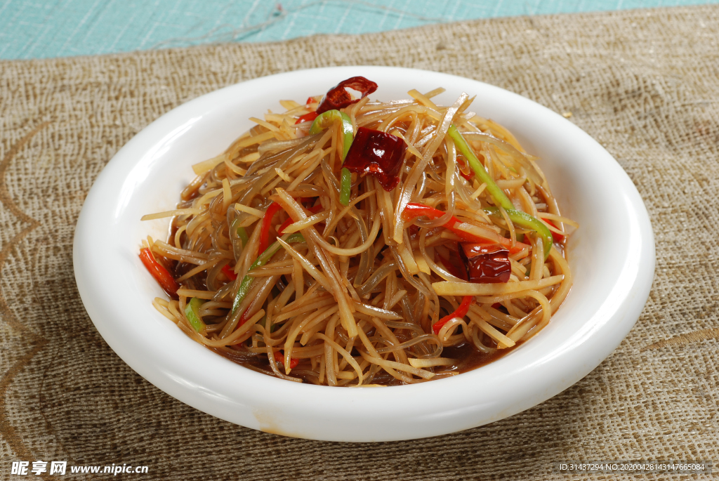 土豆丝炒粉条