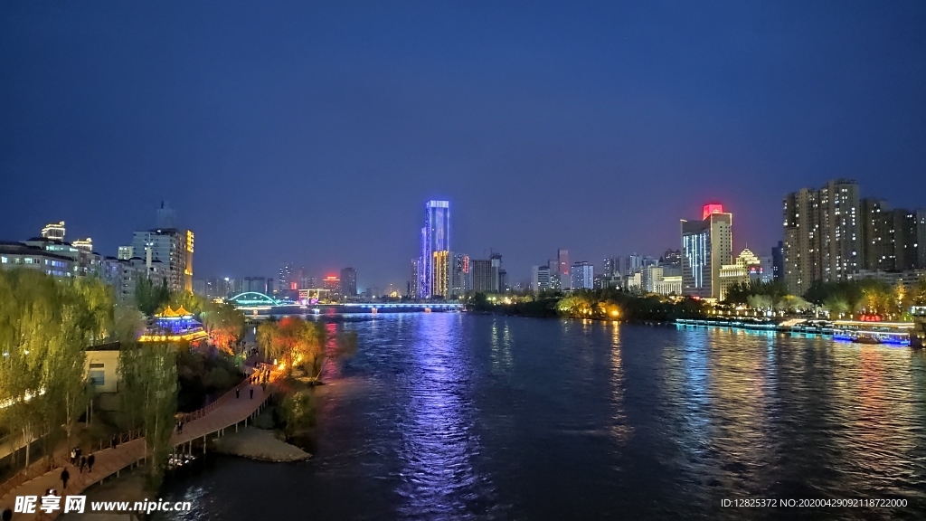 兰州黄河夜景