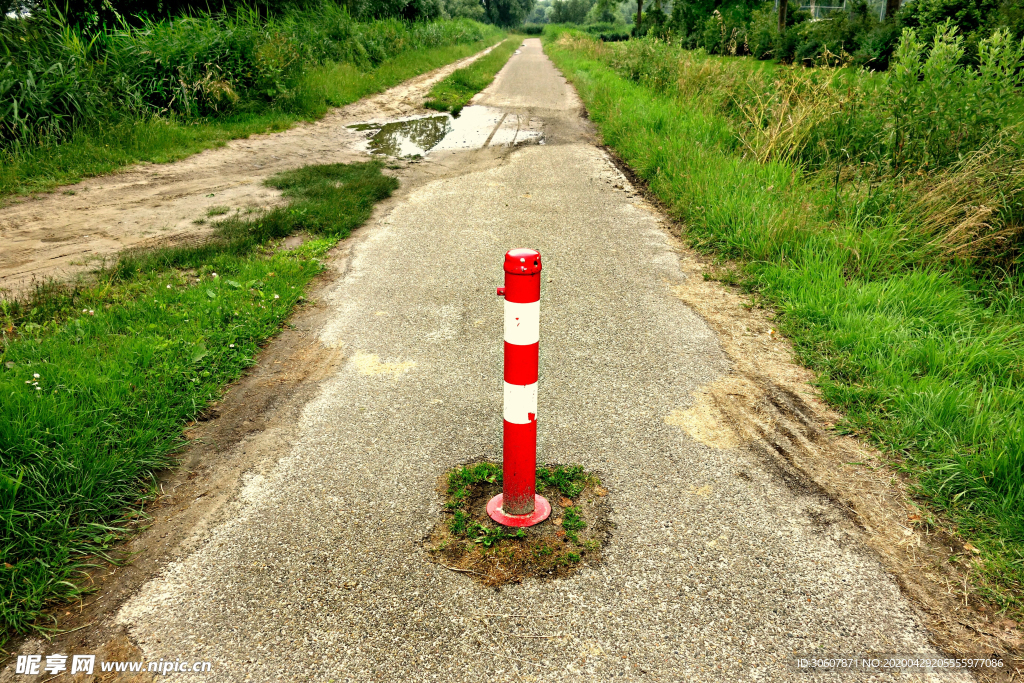 道路