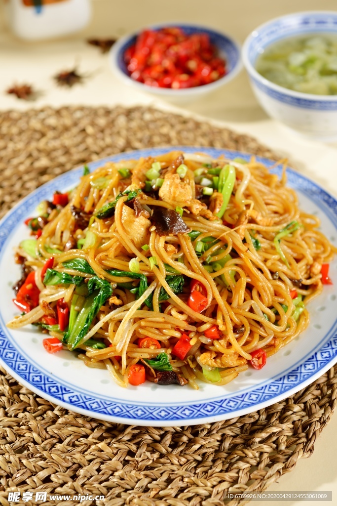 木耳肉丝炒粉