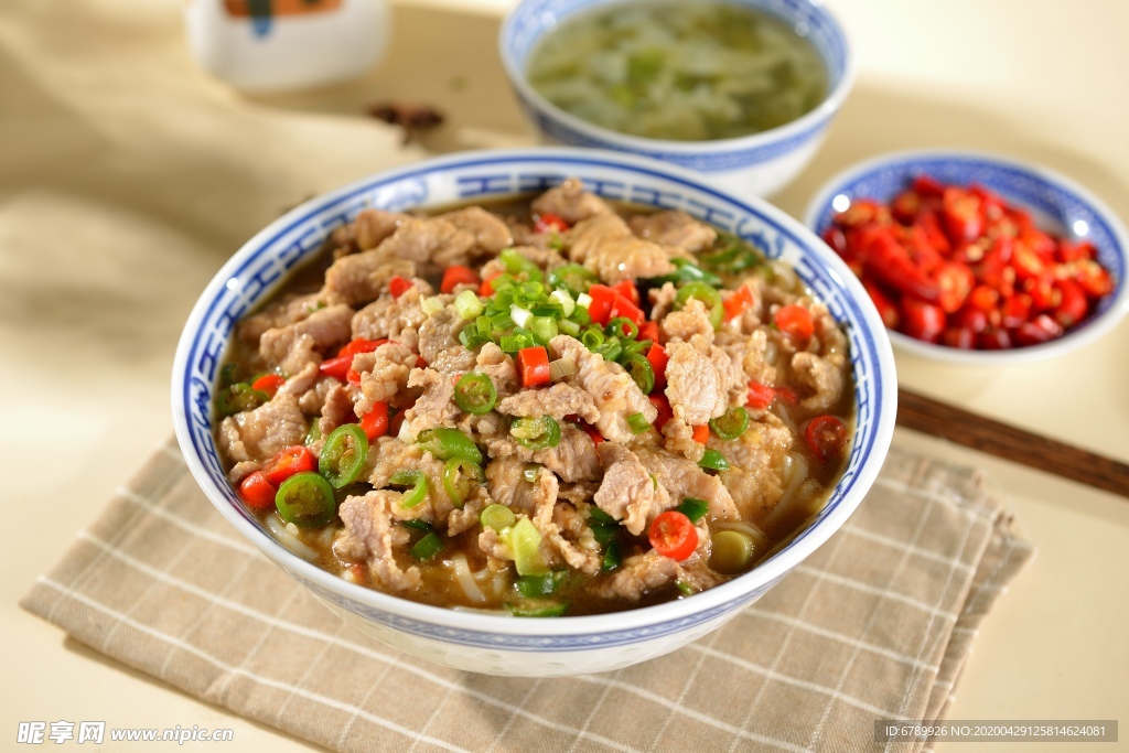双椒牛肉粉