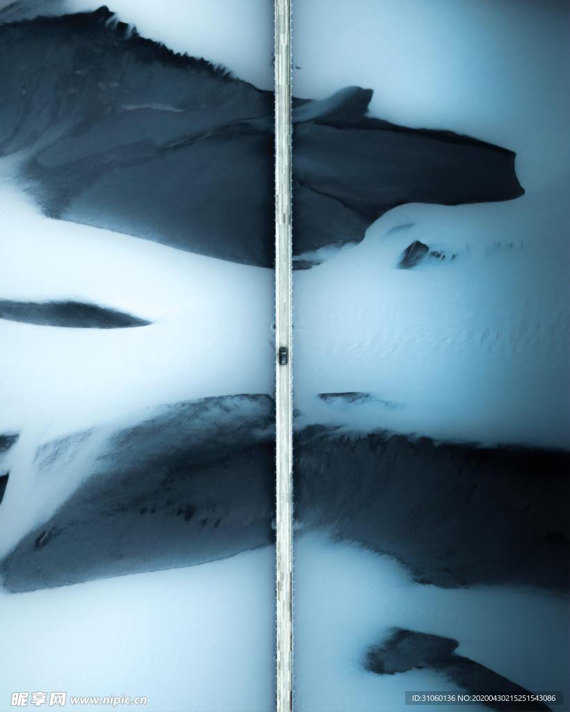 马路雪景