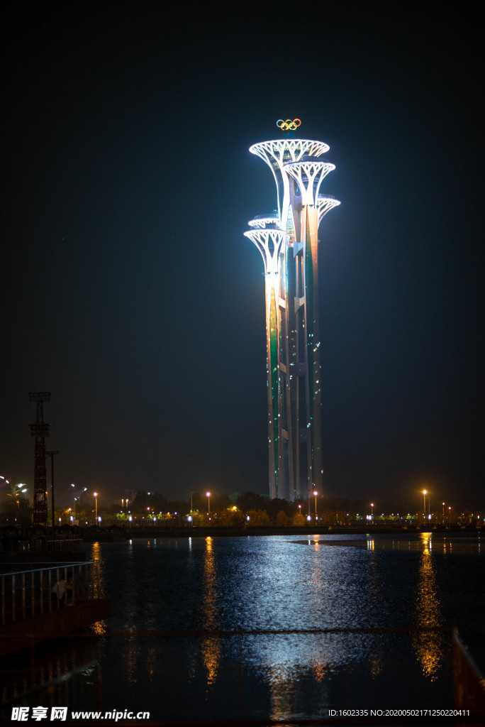 北京奥林匹克公园夜景