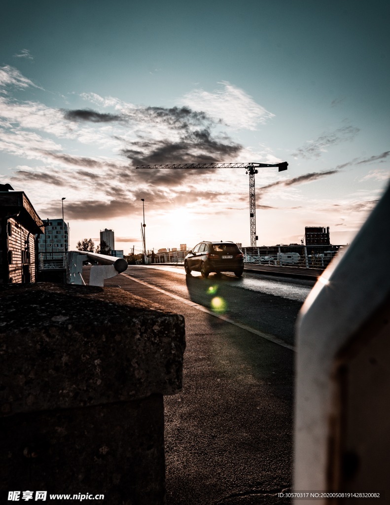 道路