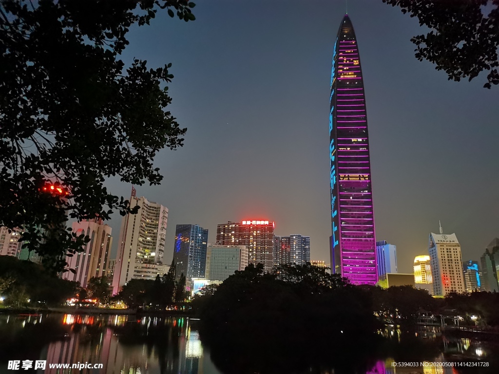 荔枝公园夜晚湖景