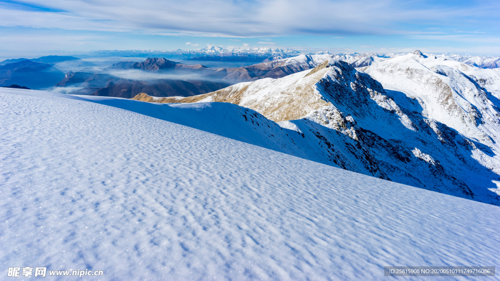 雪山冰川积雪图片