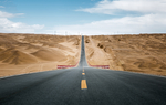 夕阳下的公路