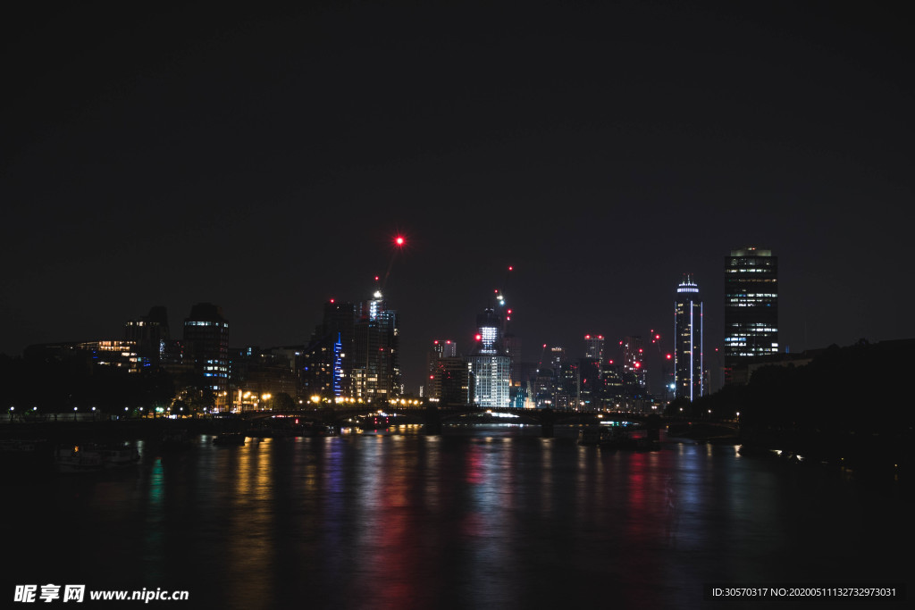城市