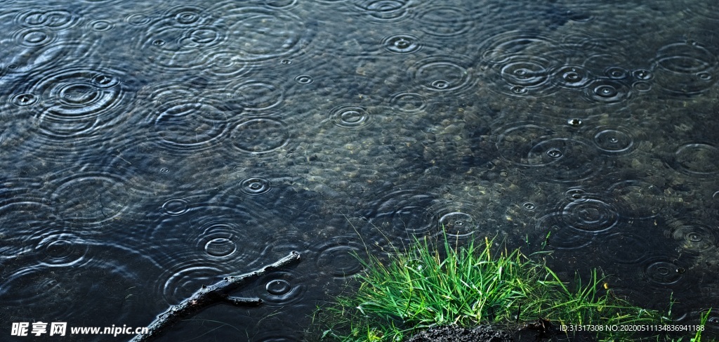 雨 湖