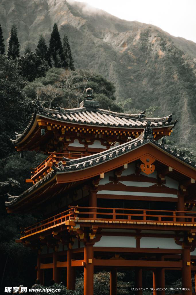 深山古寺