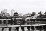 贵阳市甲秀楼远望