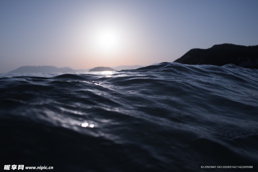 海平面的天空