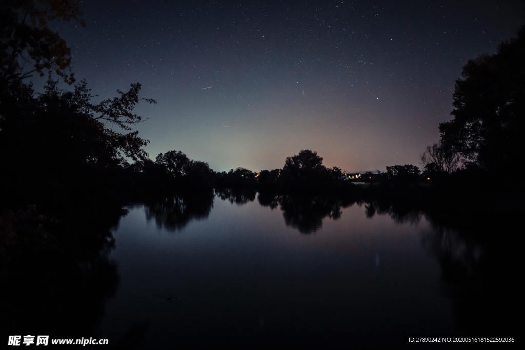 夜空