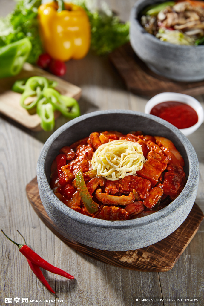 五花肉石锅拌饭