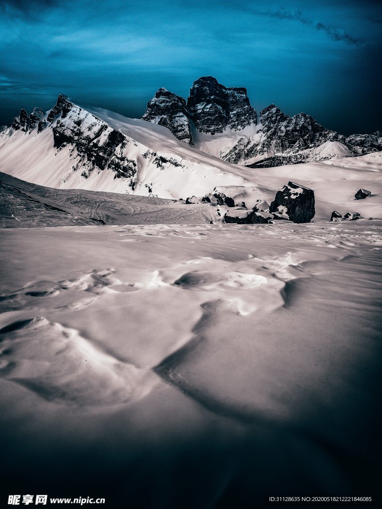 雪山