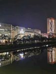 城市商业体水岸夜景