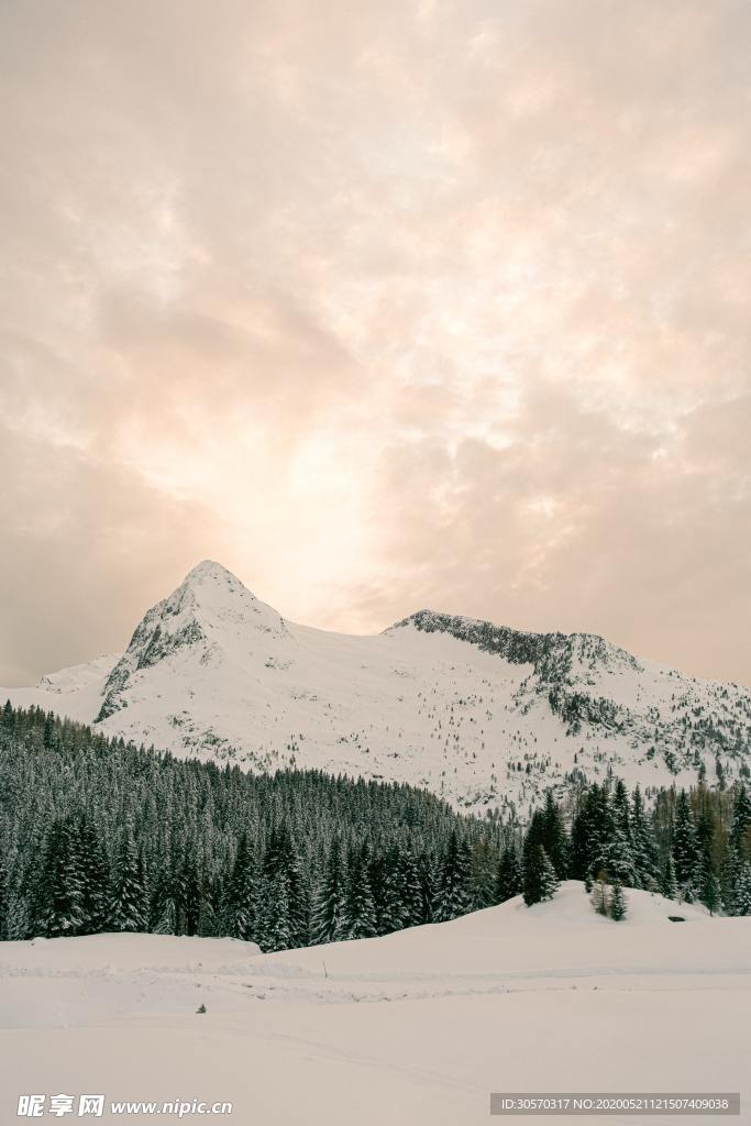 雪山