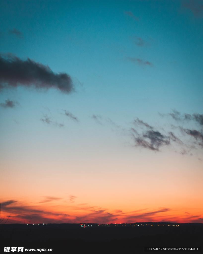 天空