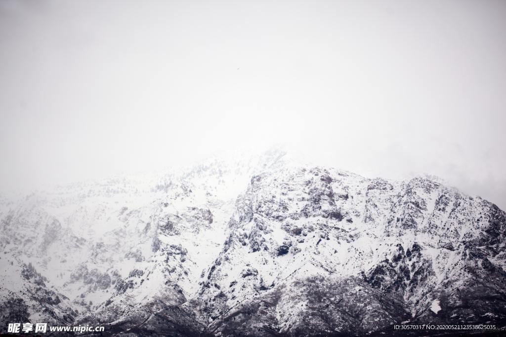 雪山