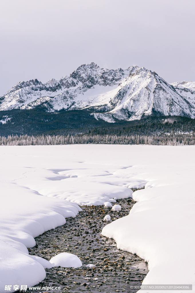 雪山
