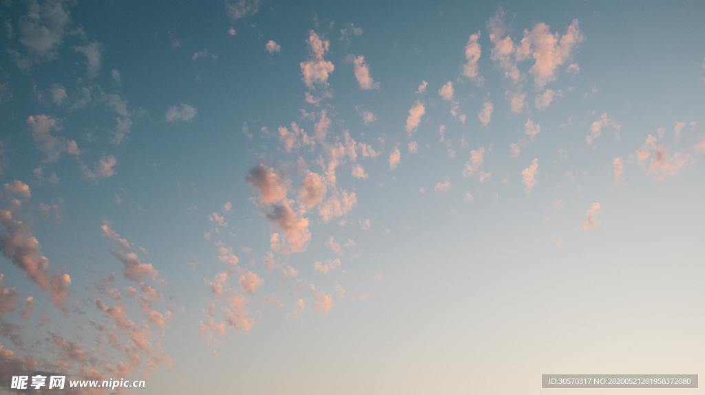 天空