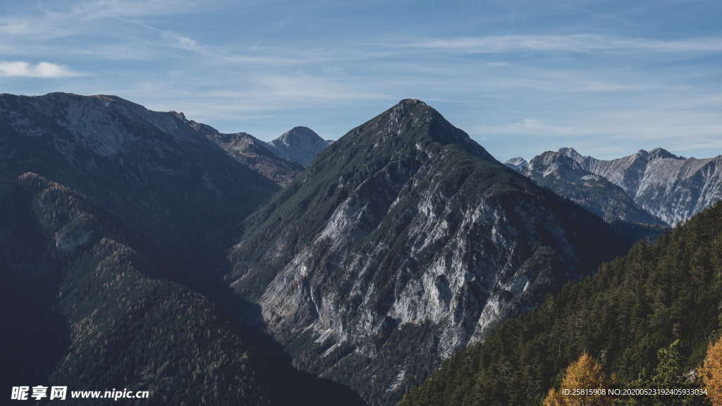 阿尔卑斯山风景图片