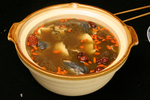 乌鸡煨珍煲