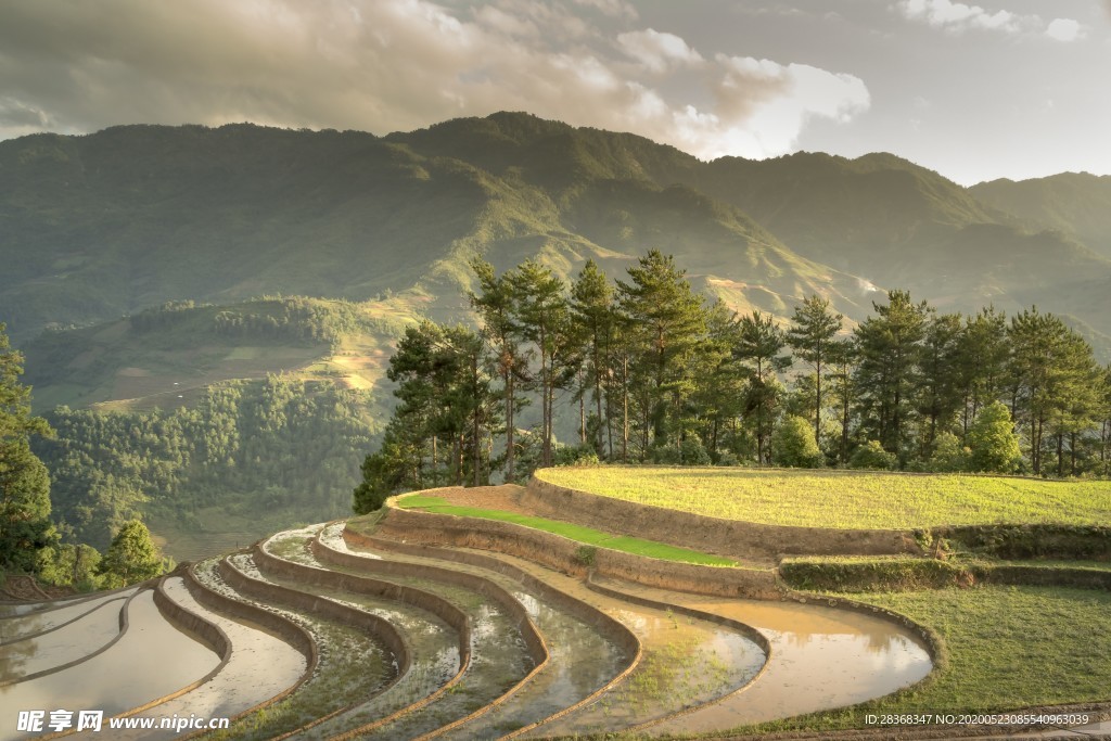山区梯田景观