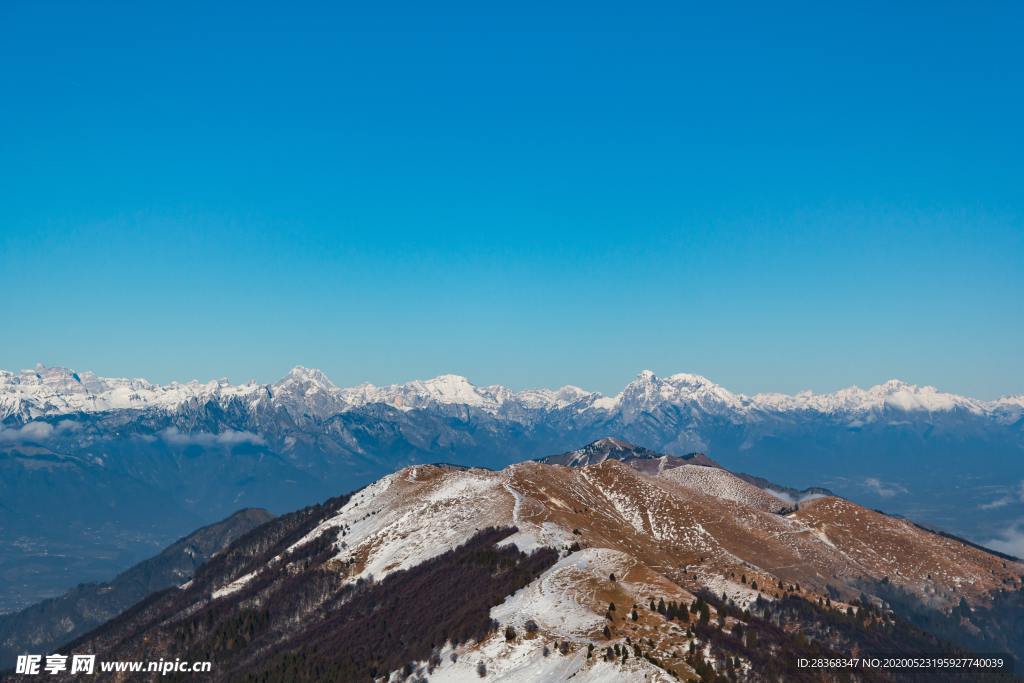 山峰