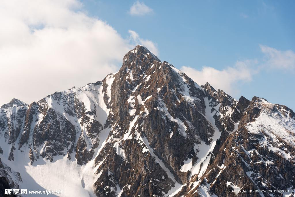 山峰