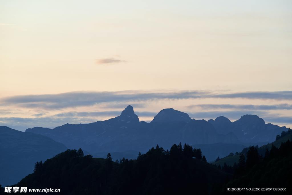 山峰