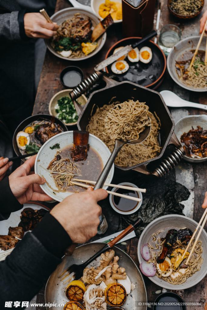 美食