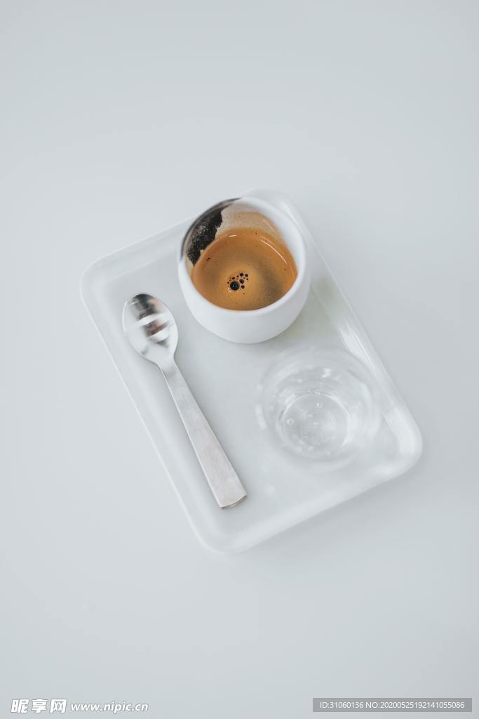 咖啡 奶茶
