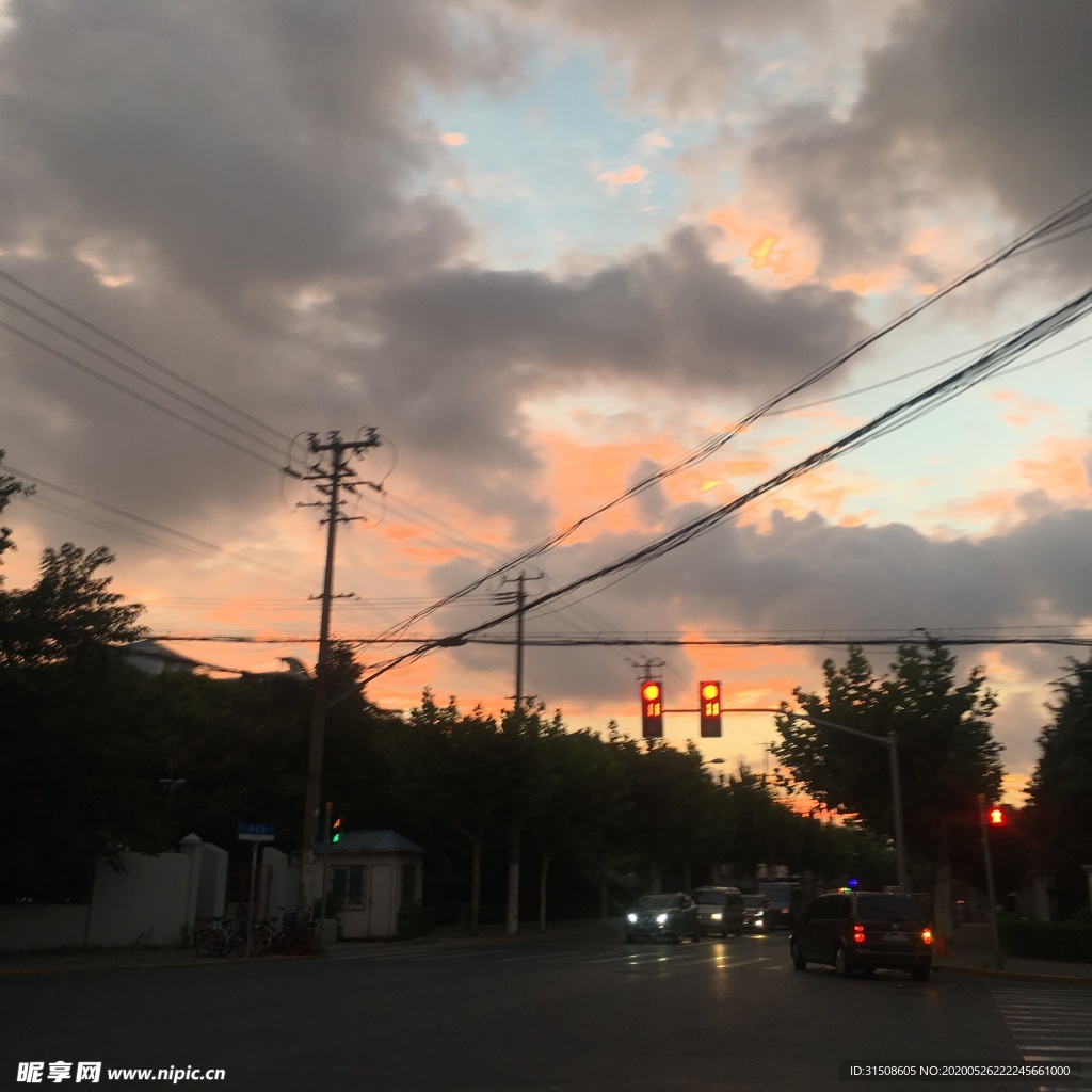 晚霞