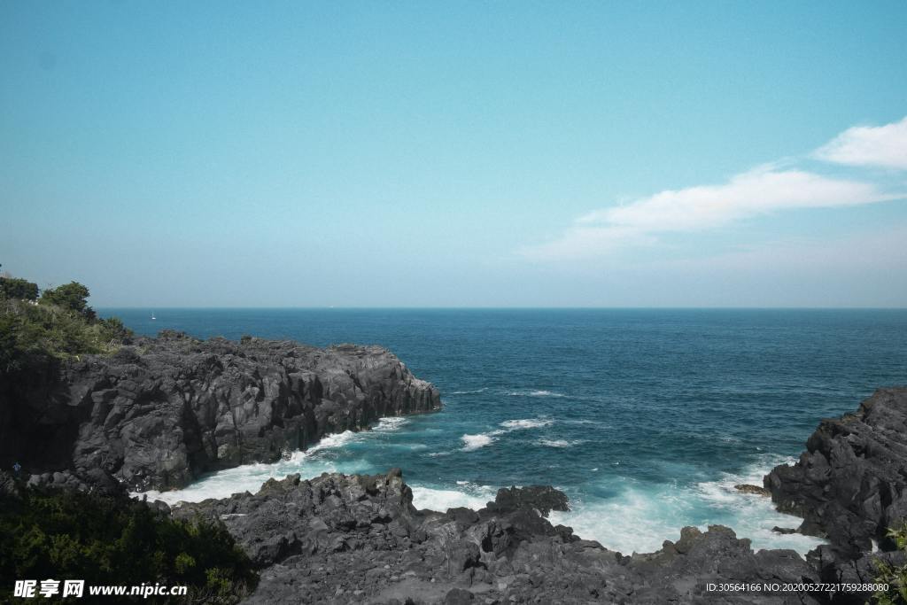 海边悬崖天空大气合成背景素材