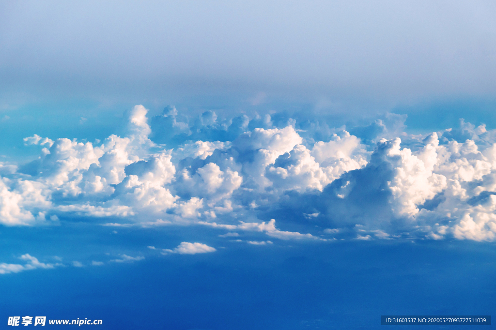 天空背景