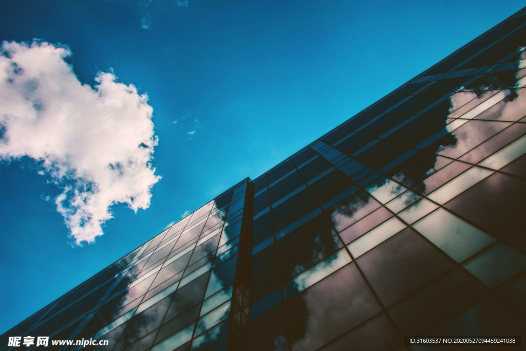 天空背景