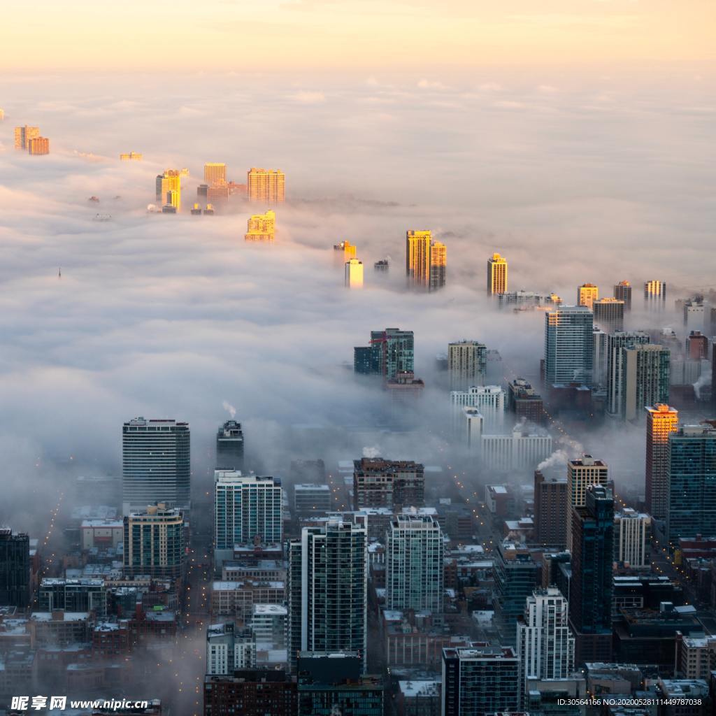 城市云层大楼建筑天空背景素材