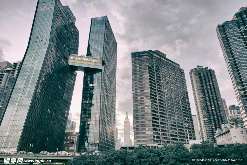城市建筑大楼高楼商务背景素材