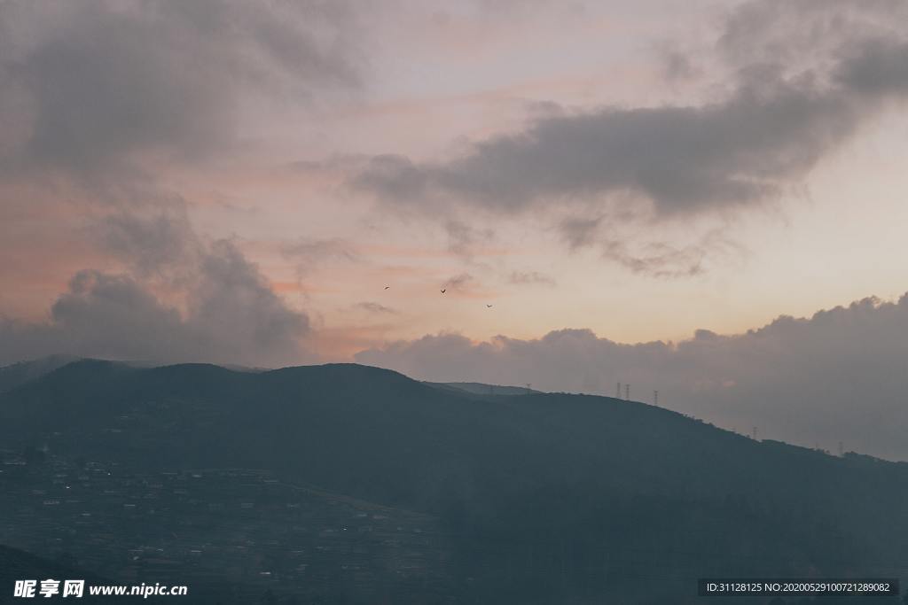山