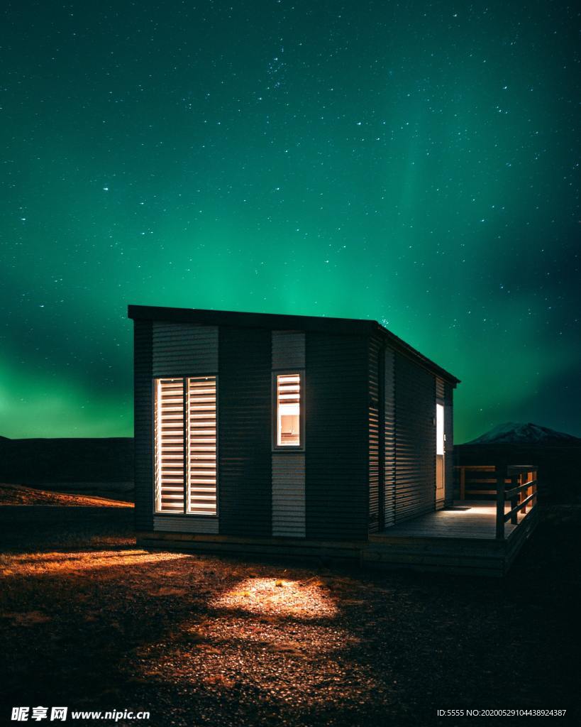 夜空小屋