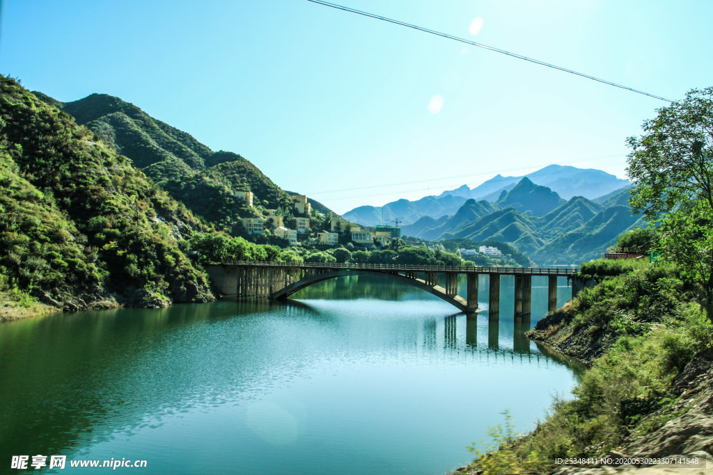 山水